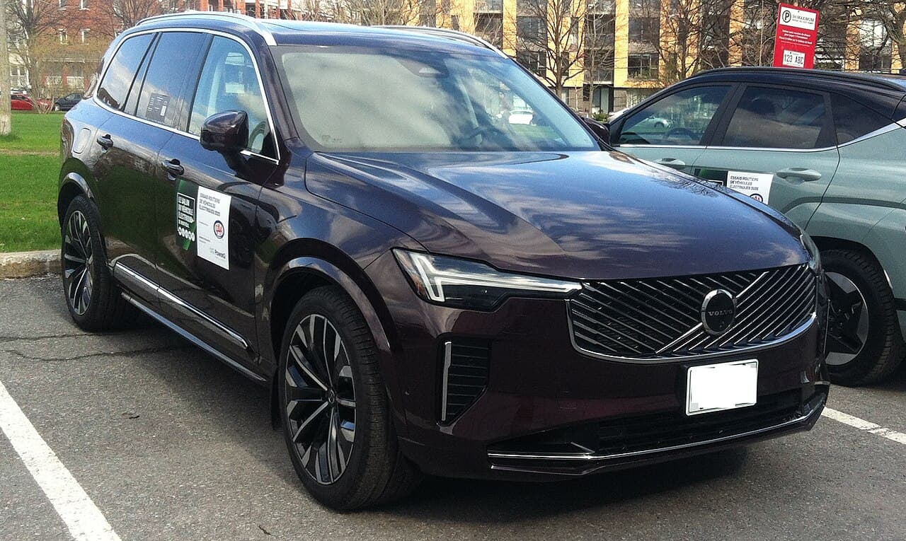 Volvo XC90, representative photo