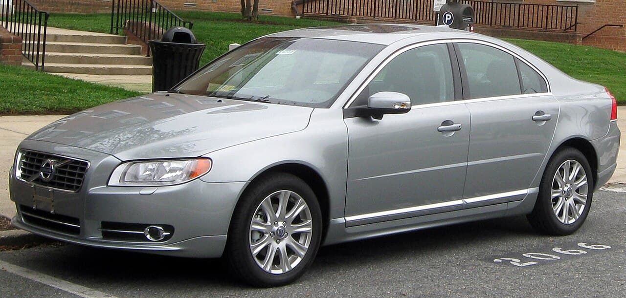 Volvo S80, representative photo