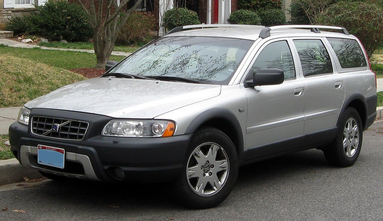 Volvo XC70, representative photo