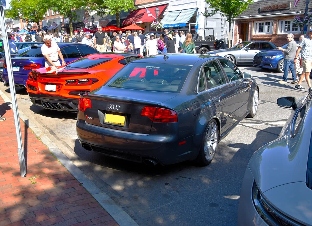 Audi RS 4, representative photo