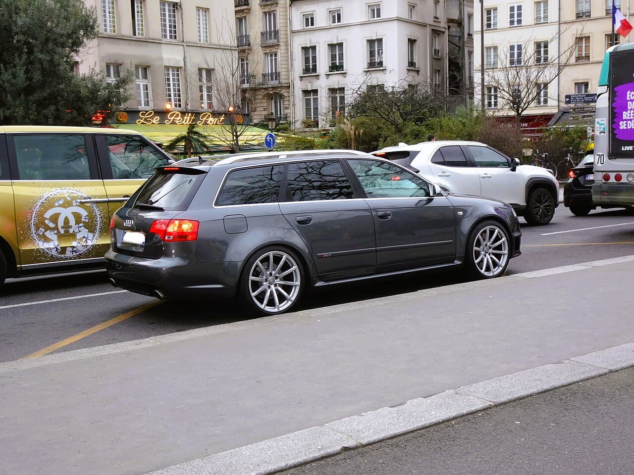 Audi RS 4, representative photo