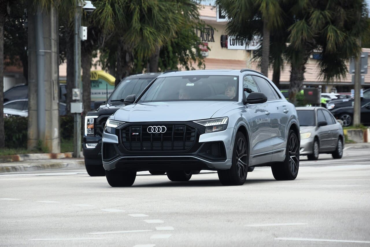 Audi SQ8, representative photo