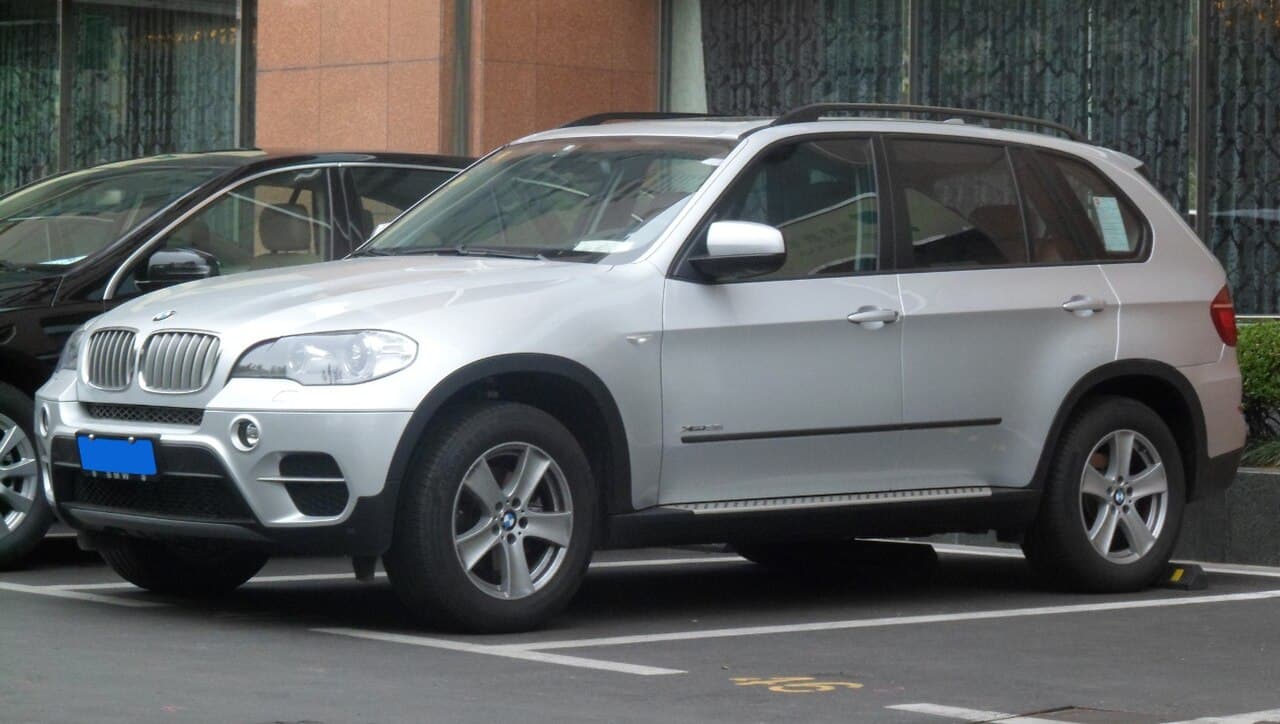 BMW X5, representative photo