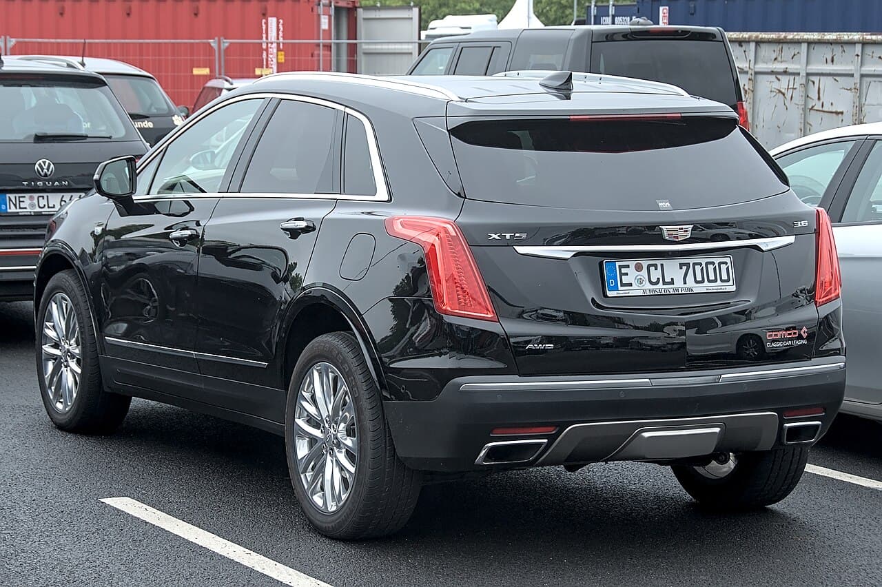 Cadillac XT5, representative photo