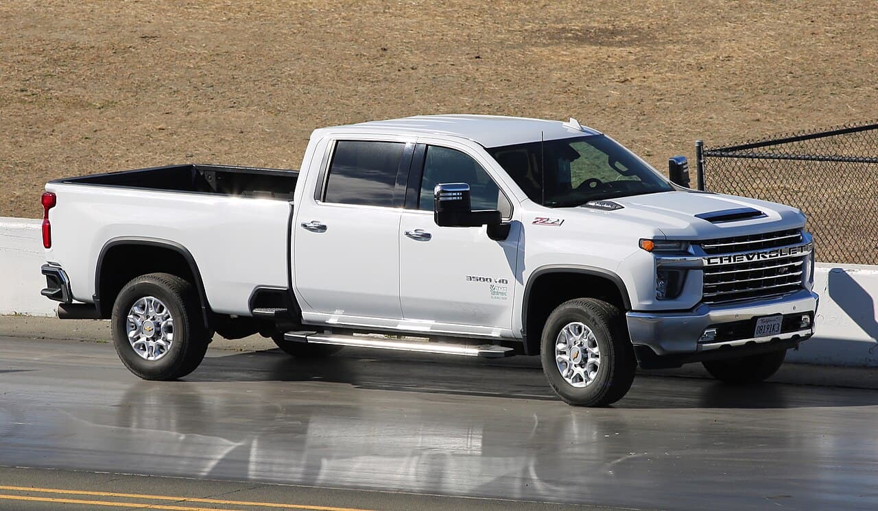 Chevrolet Silverado 3500, representative photo