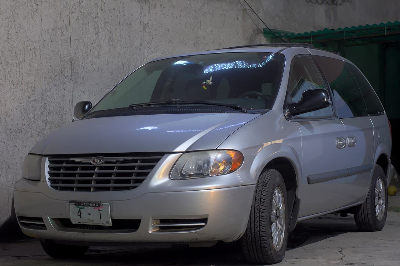 Chrysler Voyager, representative photo