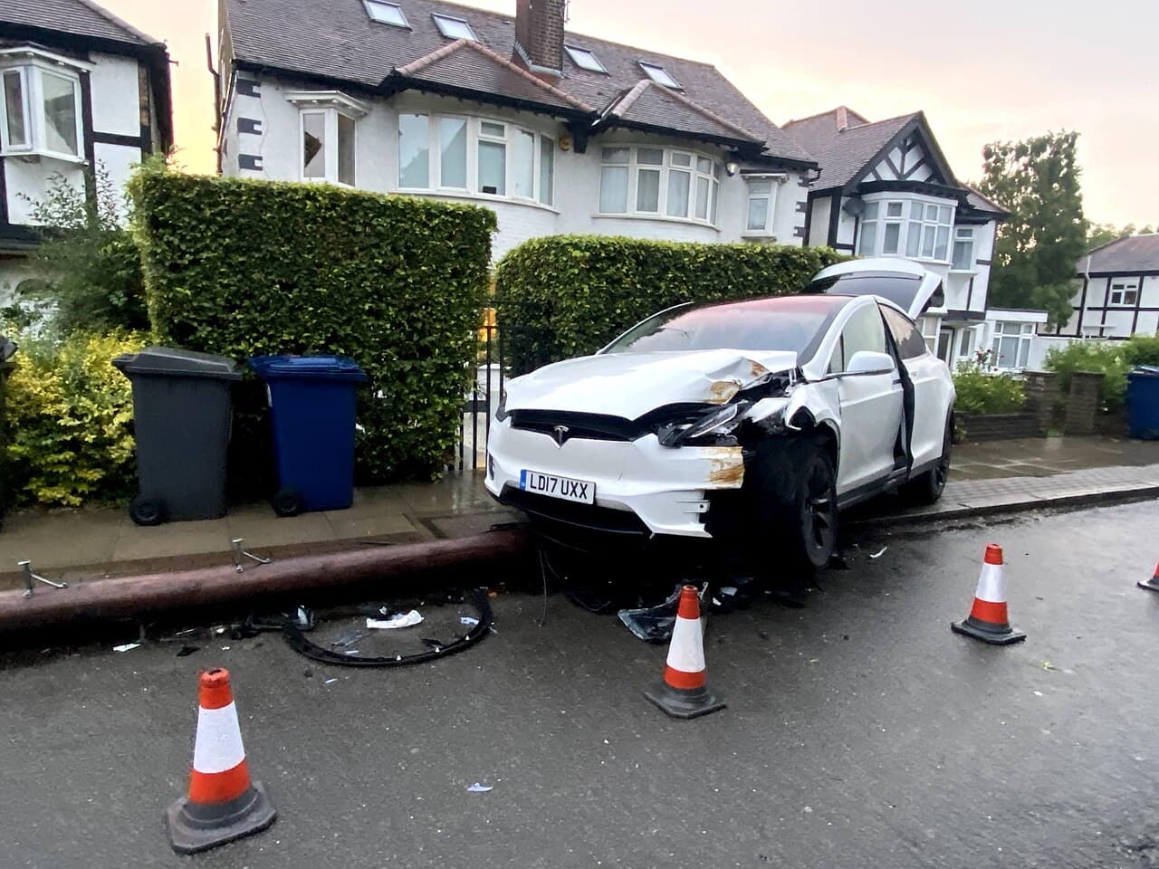 Tesla Model X, representative photo