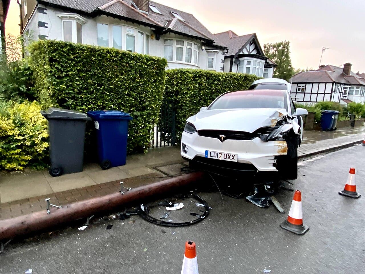 Tesla Model X, representative photo