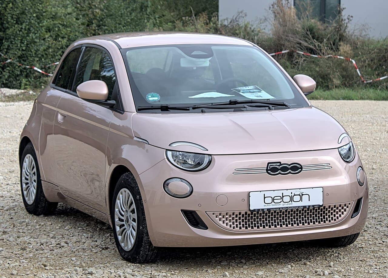 Fiat 500e, representative photo