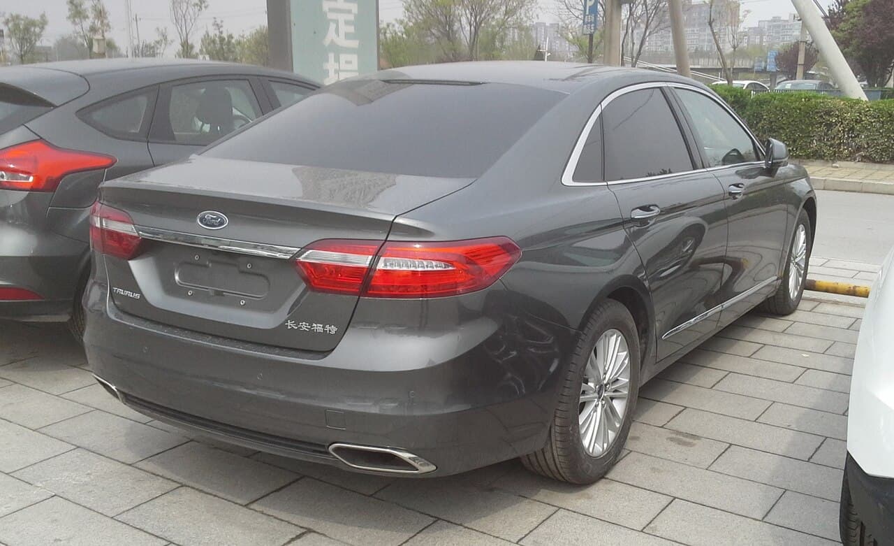 Ford Taurus, representative photo