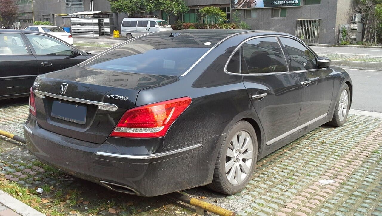 Hyundai Equus, representative photo
