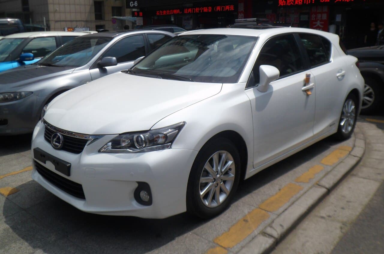 Lexus CT, representative photo
