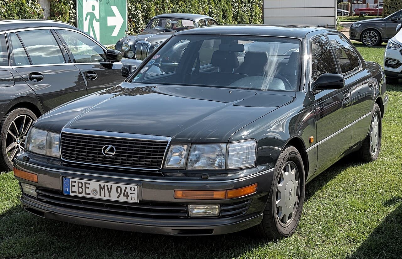 Lexus LS, representative photo