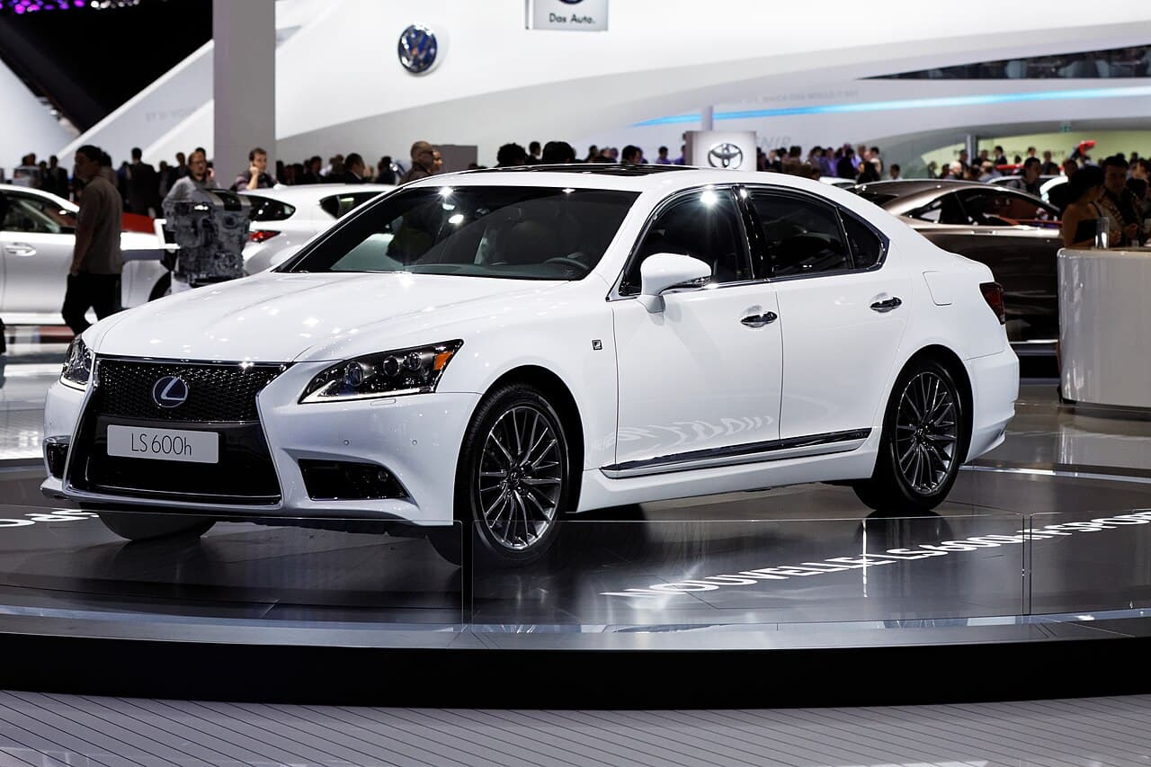 Lexus LS, representative photo