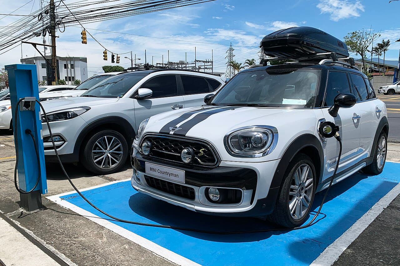 MINI Countryman, representative photo