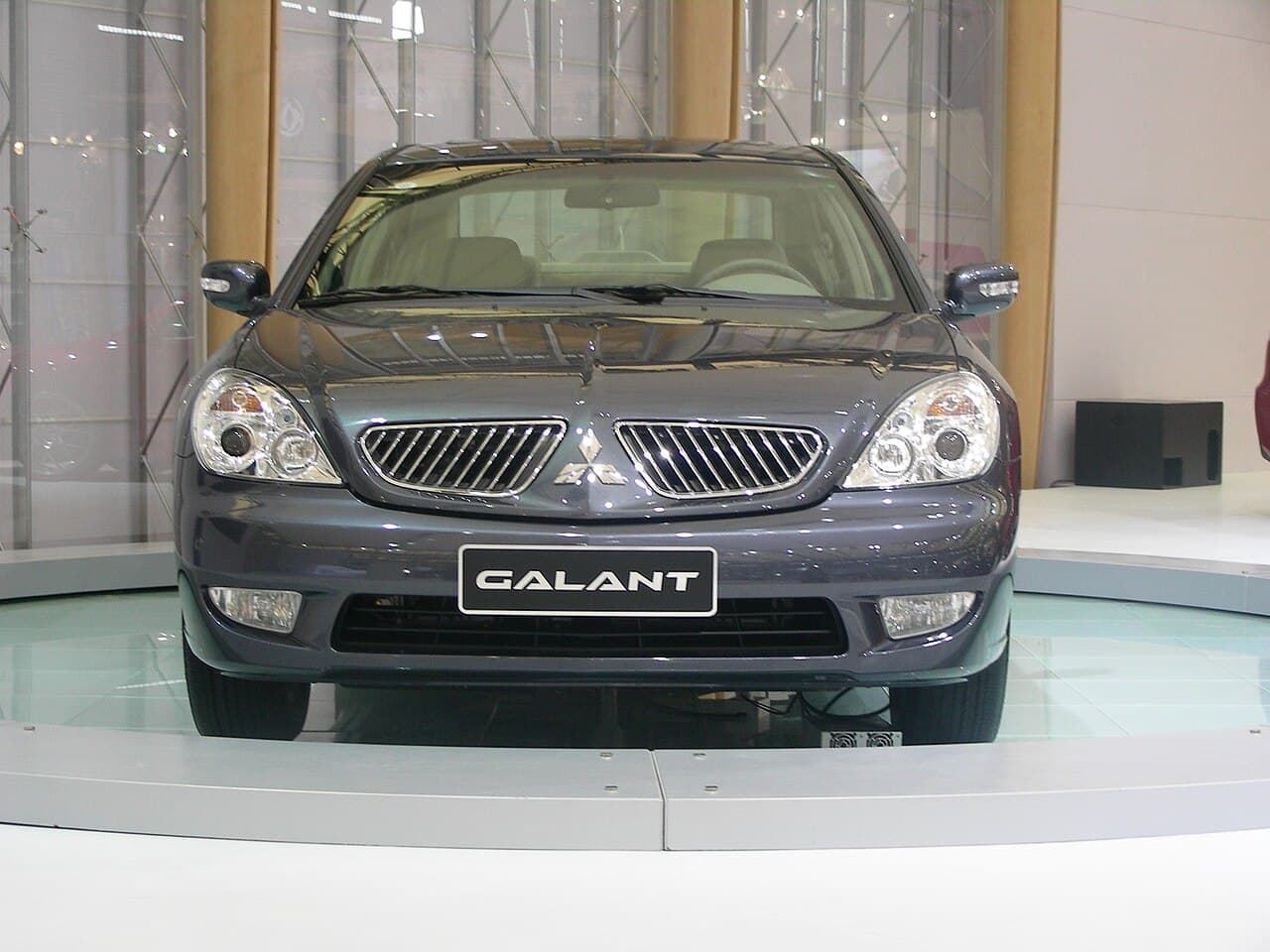 Mitsubishi Galant, representative photo