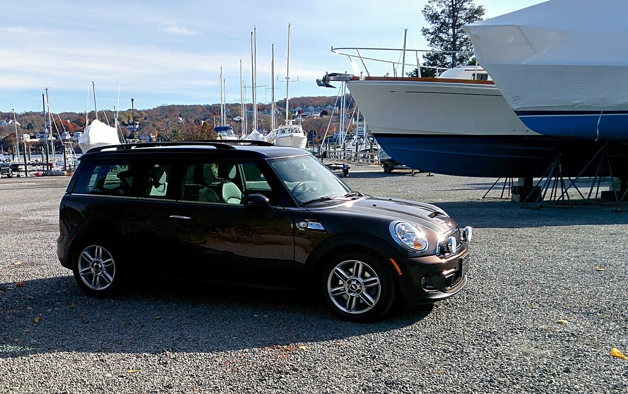 MINI Clubman, representative photo