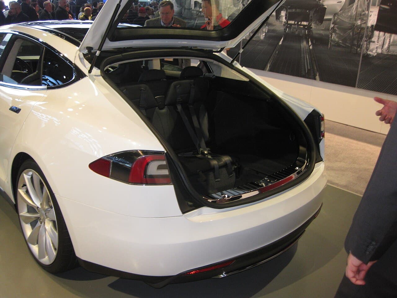 Tesla Model S, representative photo