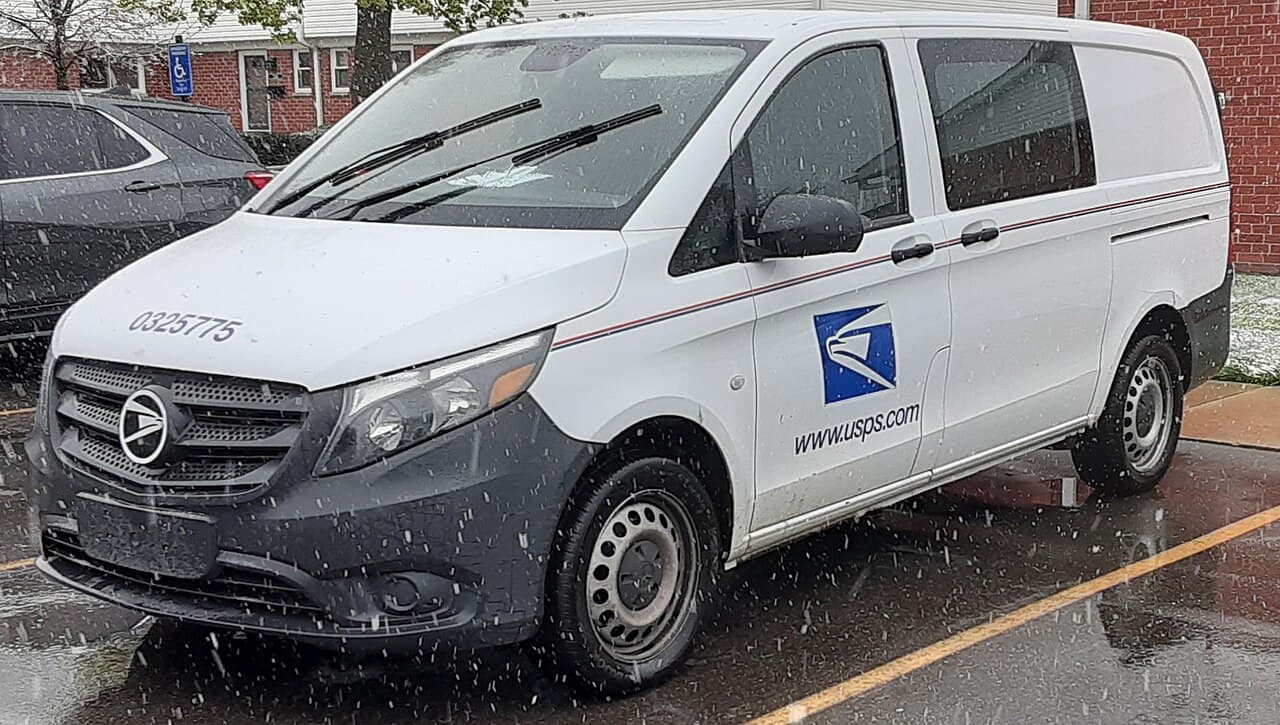 Mercedes-Benz Metris, representative photo