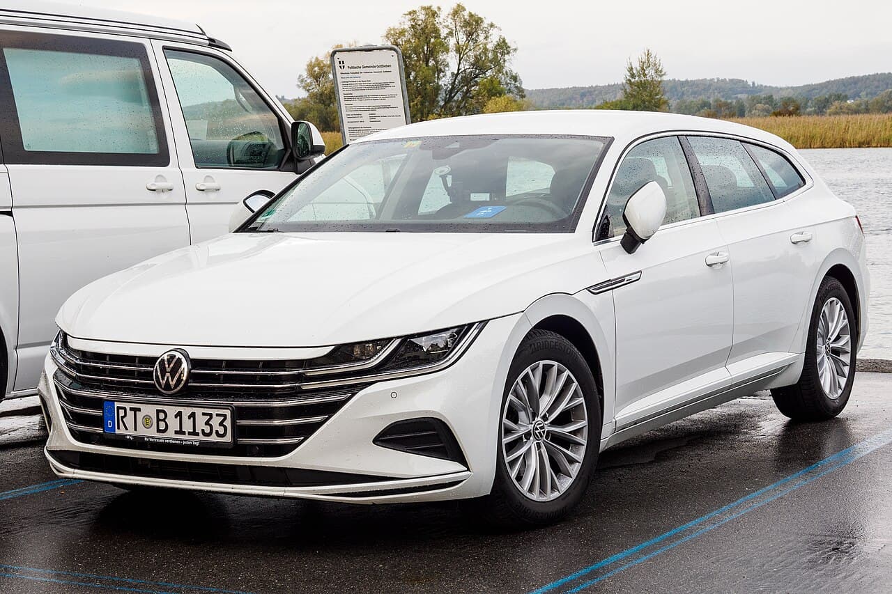Volkswagen Arteon, representative photo