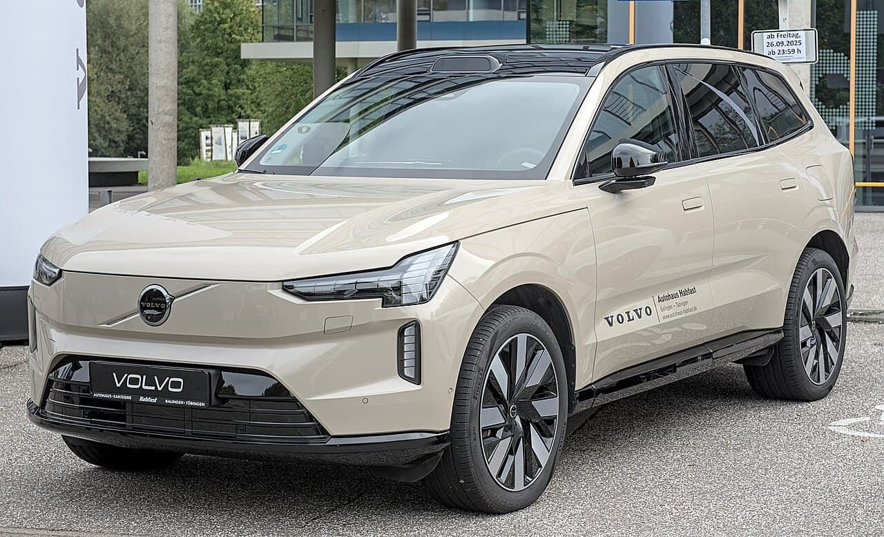 Volvo EX90, representative photo