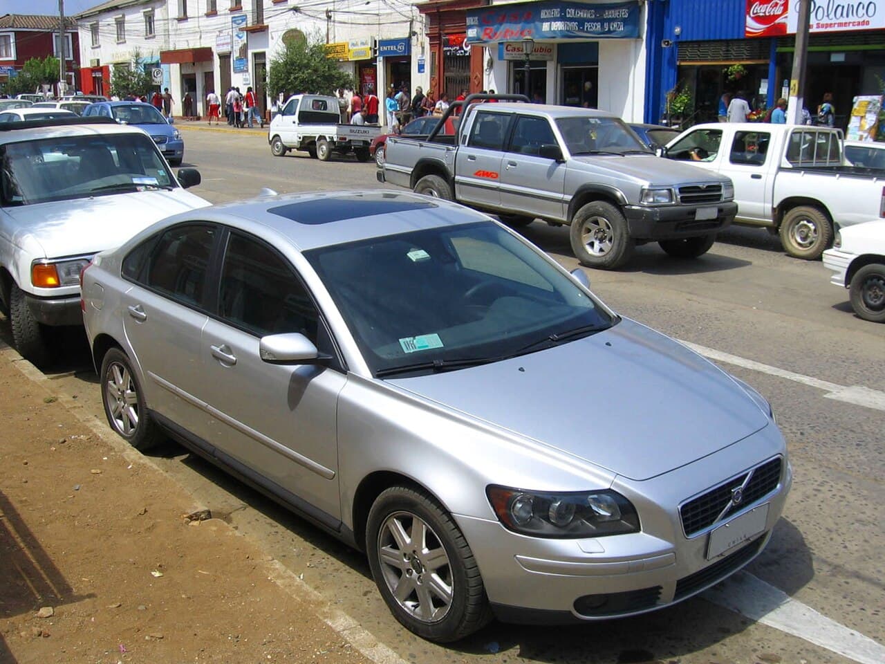 Volvo S40, representative photo