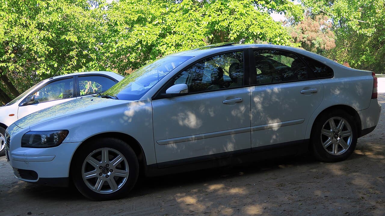 Volvo S40, representative photo