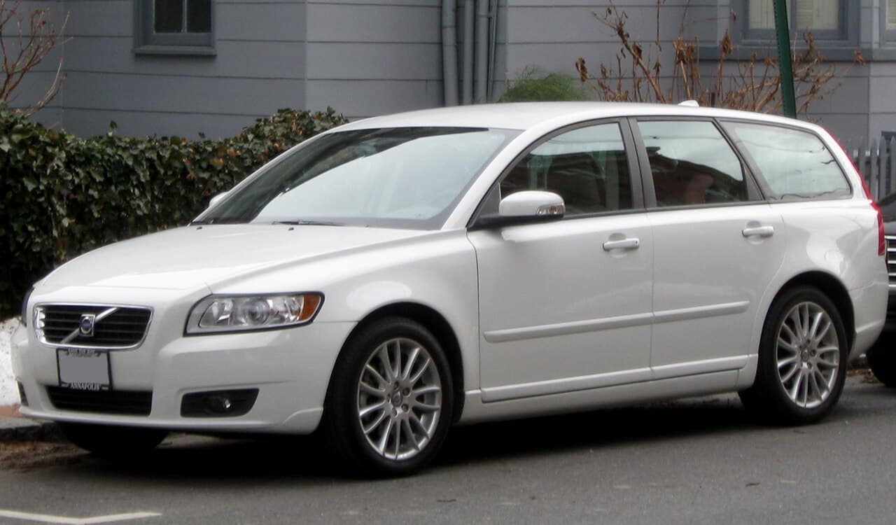 Volvo V50, representative photo