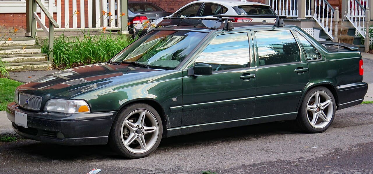 Volvo S70, representative photo