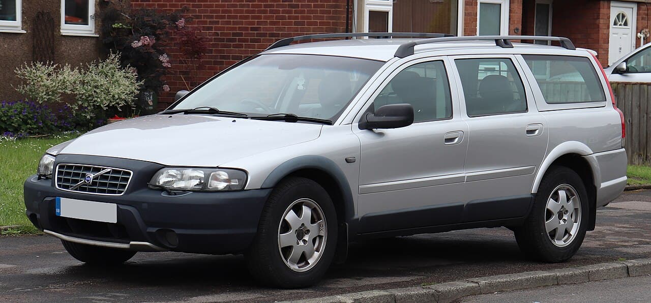 Volvo XC70, representative photo