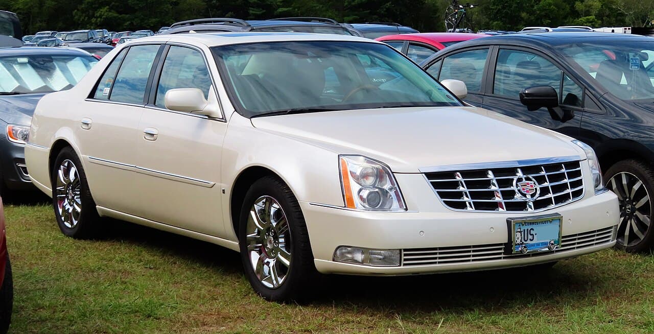 Cadillac DTS, representative photo