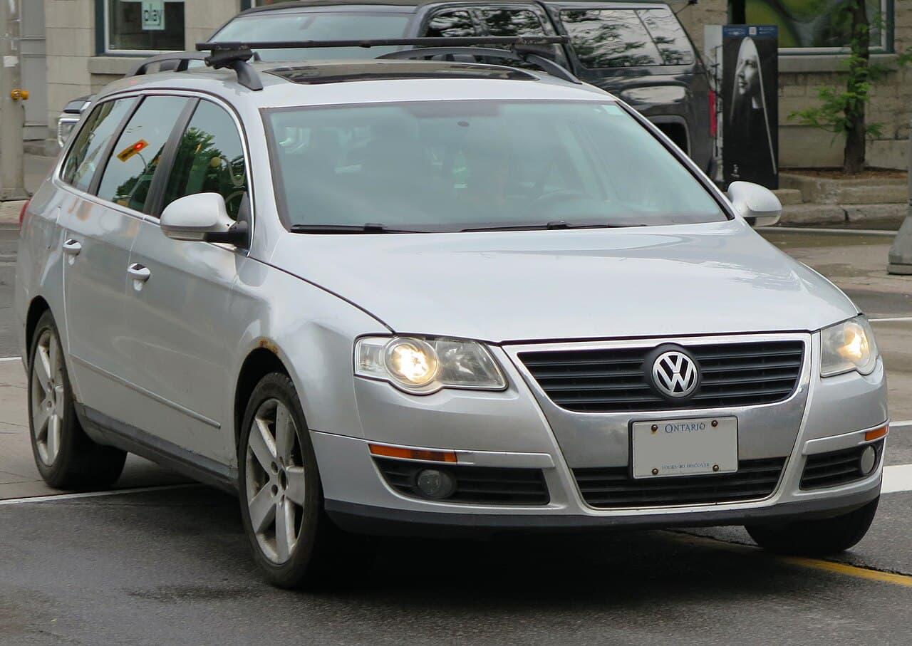 Volkswagen Passat, representative photo