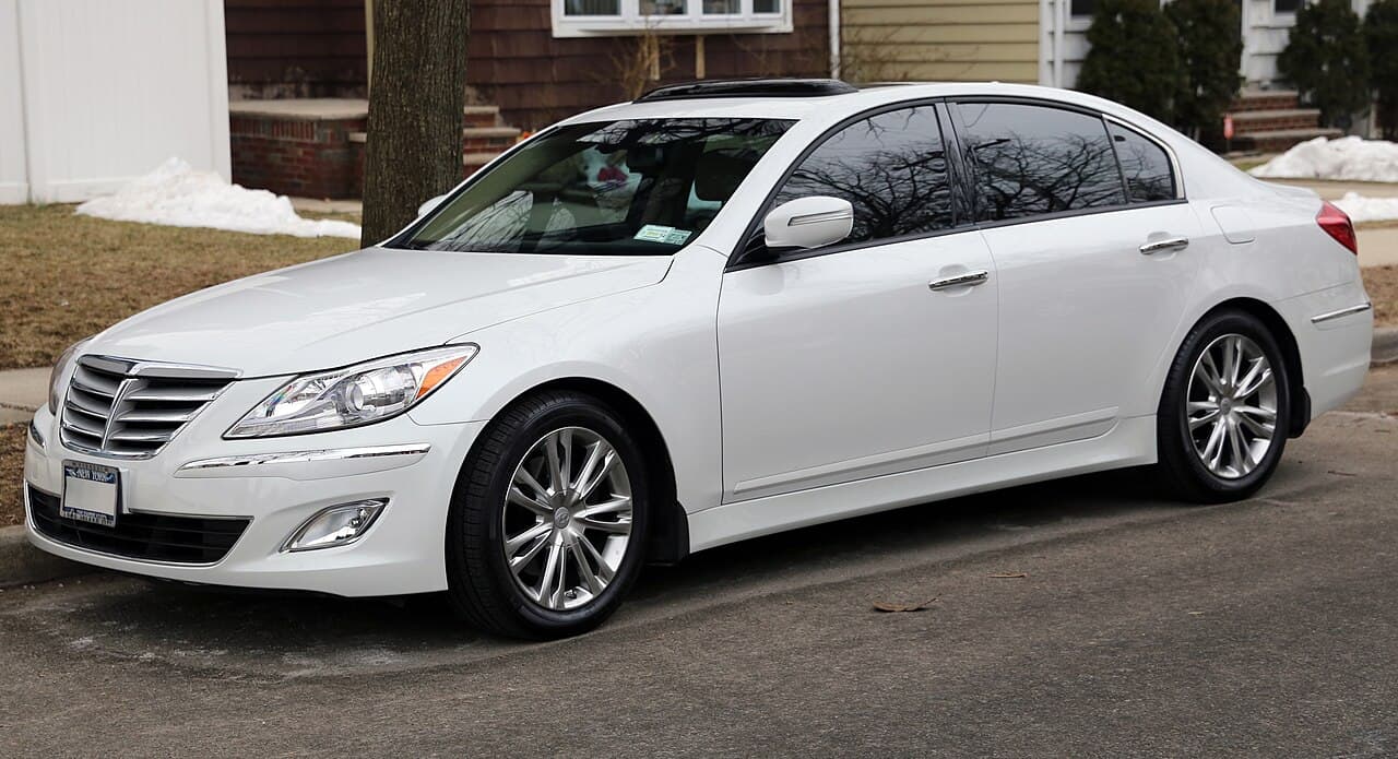 Hyundai Genesis, representative photo