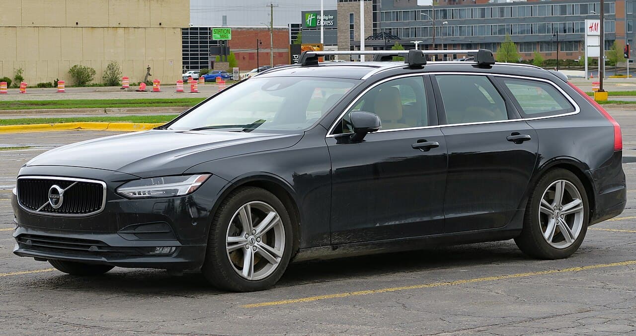 Volvo V90, representative photo