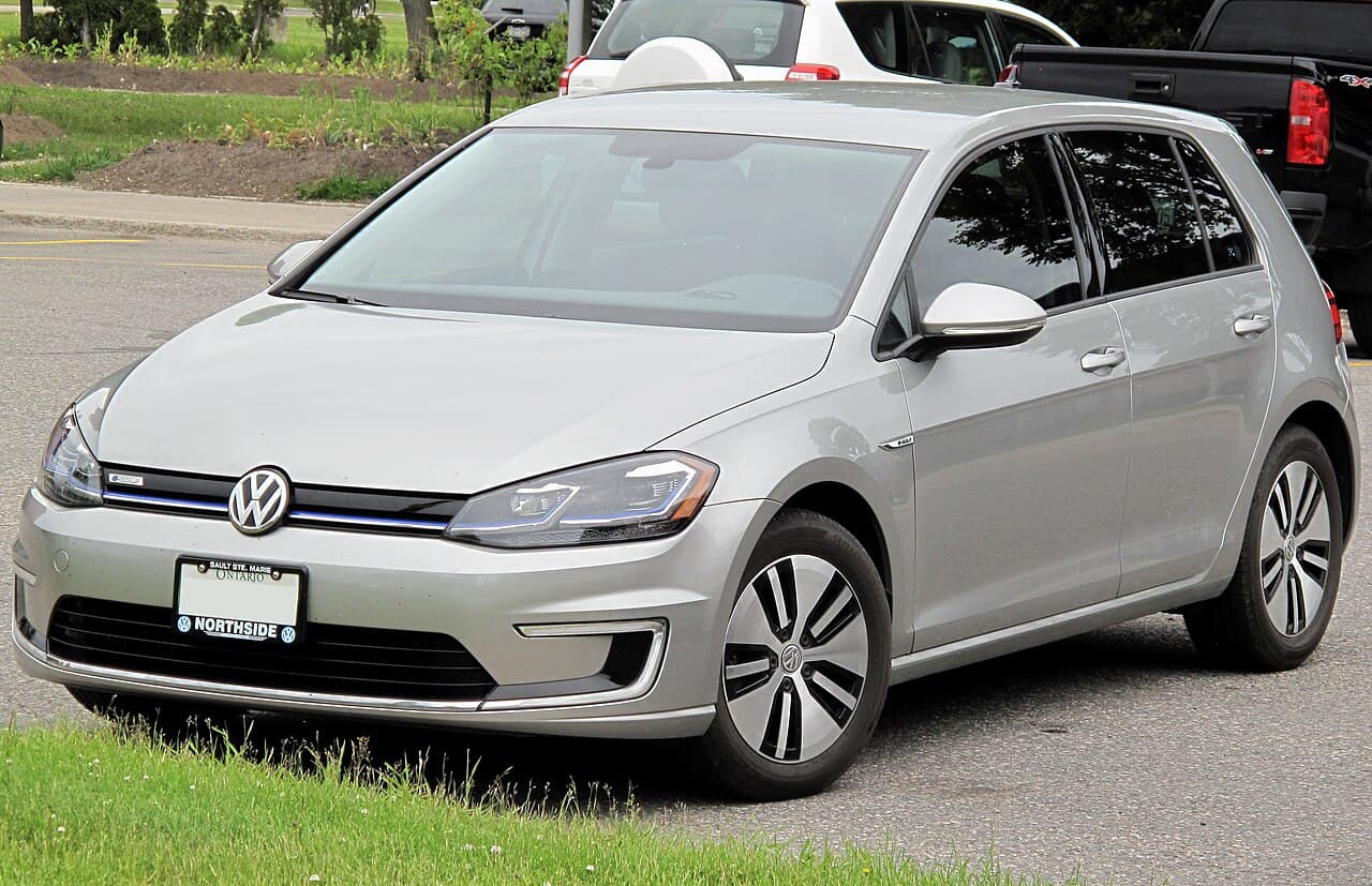 Volkswagen e-Golf, representative photo