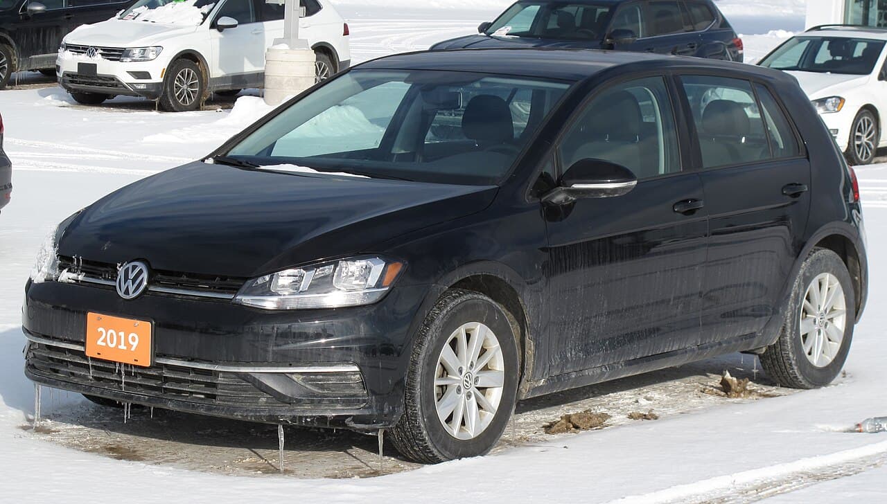 Volkswagen Golf, representative photo