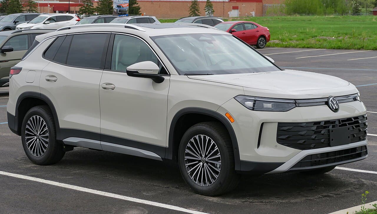 Volkswagen Tiguan, representative photo