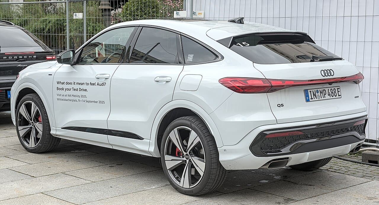 Audi Q5, representative photo