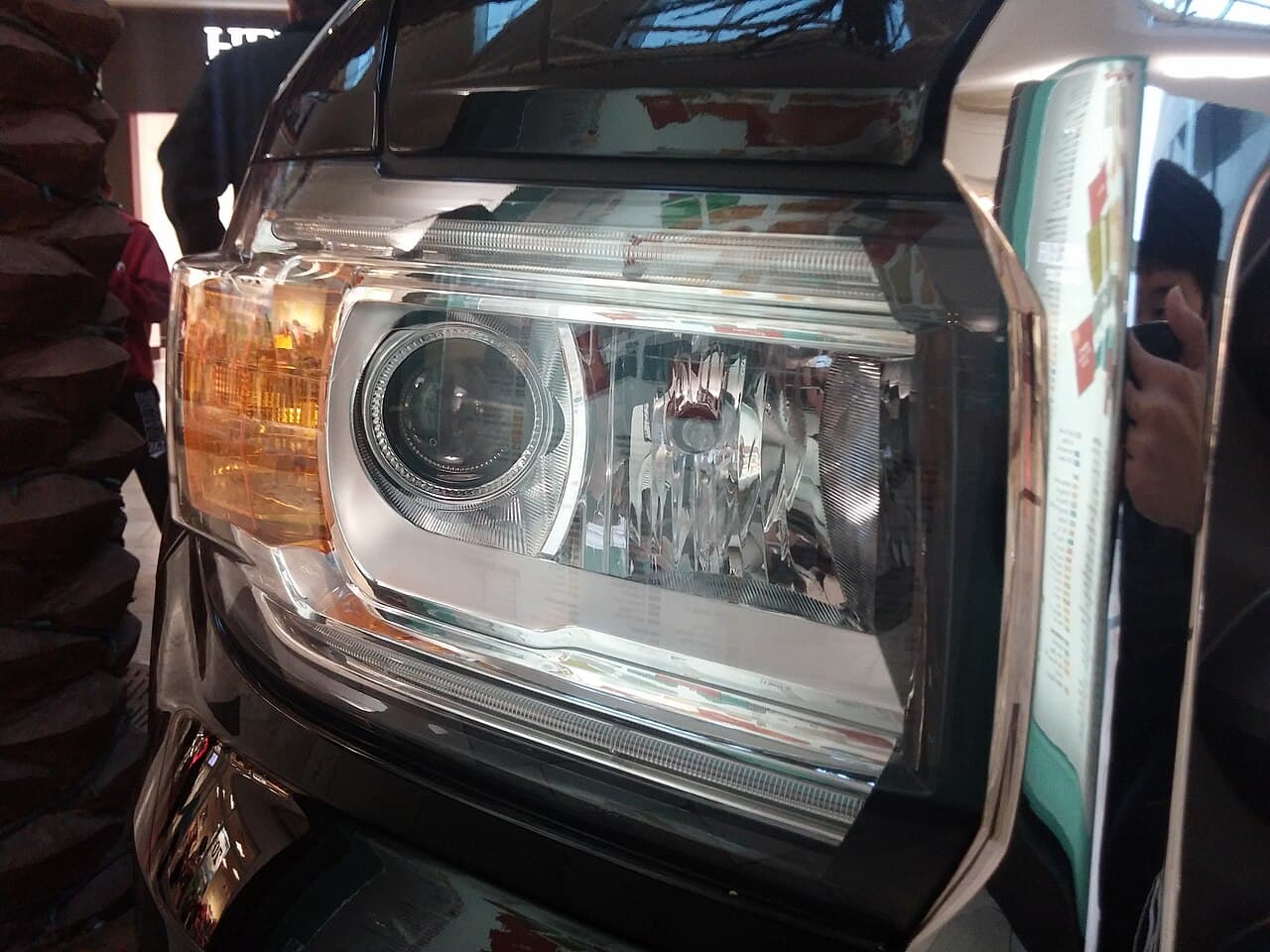 GMC Canyon, representative photo